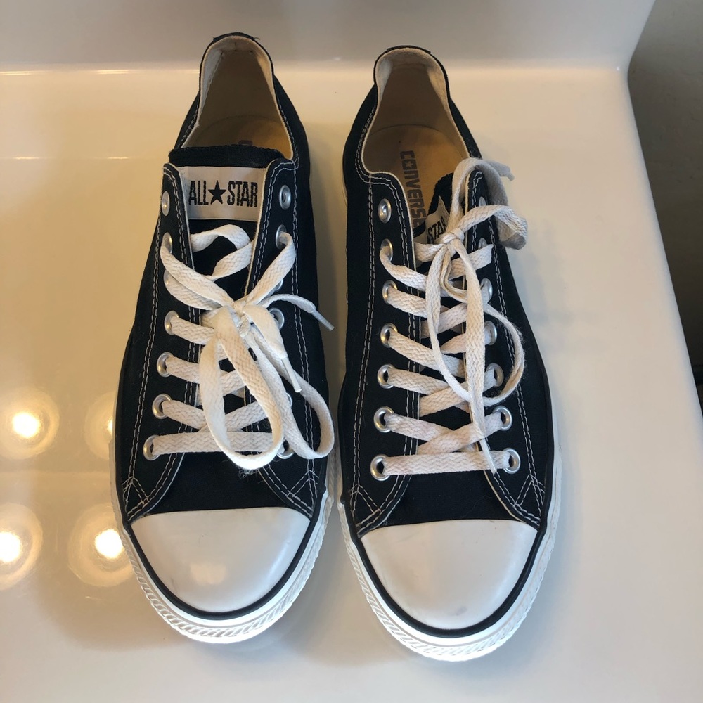Black Converse Chuck Taylors
